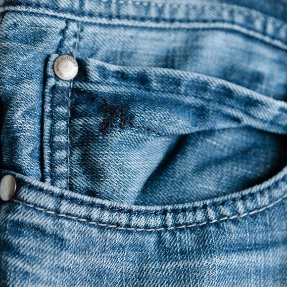 Marc Anthony Jeans Mens 36x32 Slim Medium Wash Whiskering - Picture 6 of 16